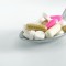 4 Dietary Supplements Everyone Should be Taking pills