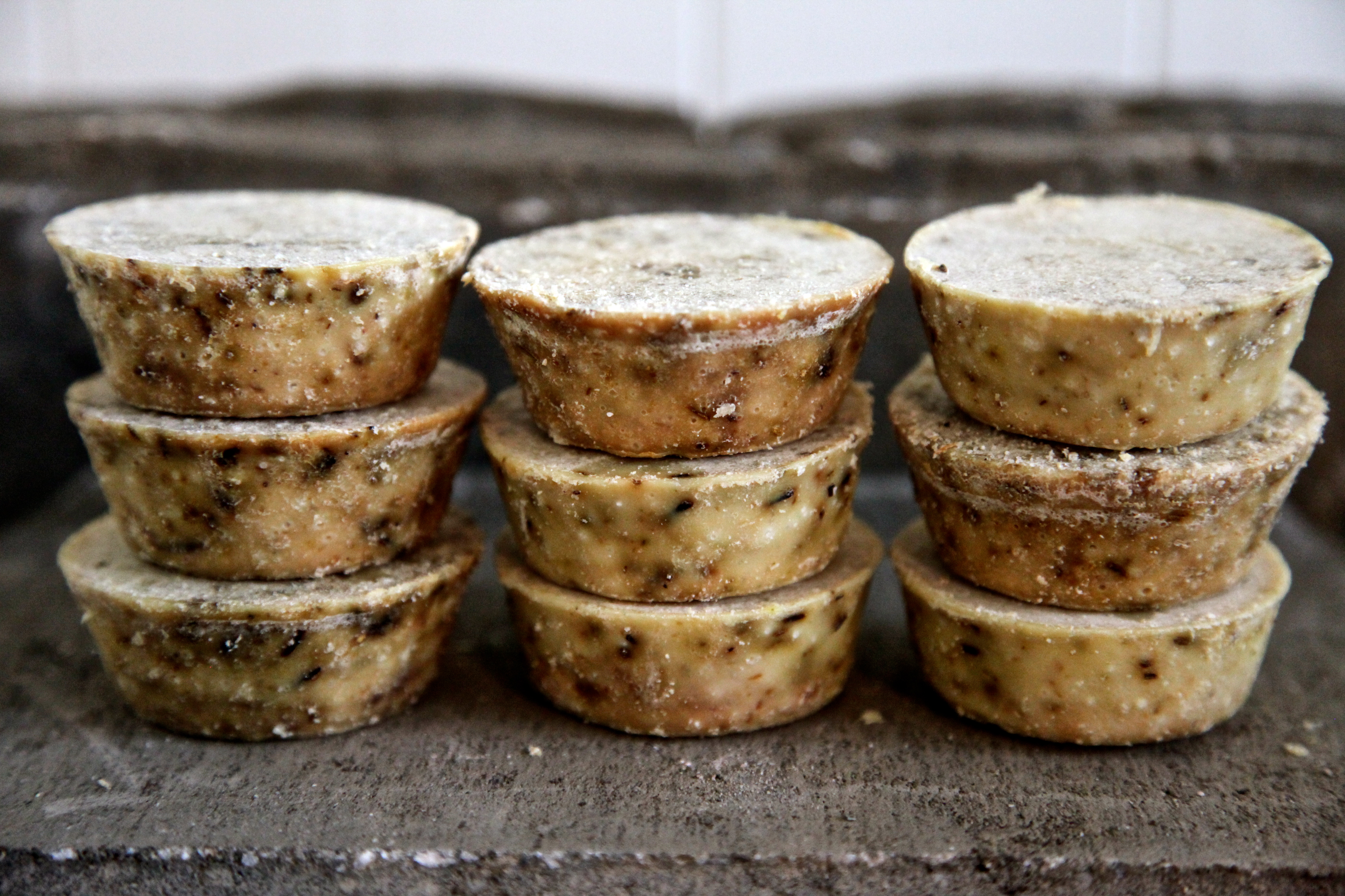 Simple Homemade Herb Soap Recipe – 70¢ per bar